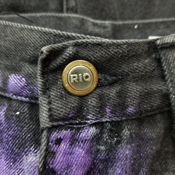 SOLD🌈1990s Rio high-waisted galaxy jean cut offs - Picture 7 of 8